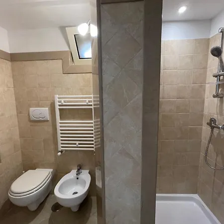 Casa Iuseri * 치스테르니노